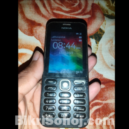 Nokia 215 model